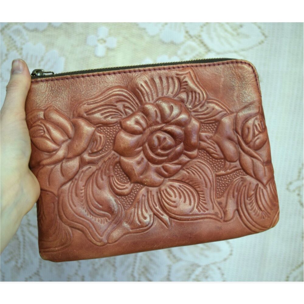 Patricia Nash Cassini Old Rose Floral Tooled Leather Wristlet Pouch Clutch Purse